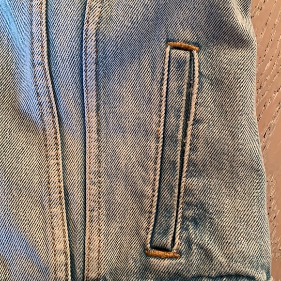 Levi’s denim jacket - Picture 9 of 9